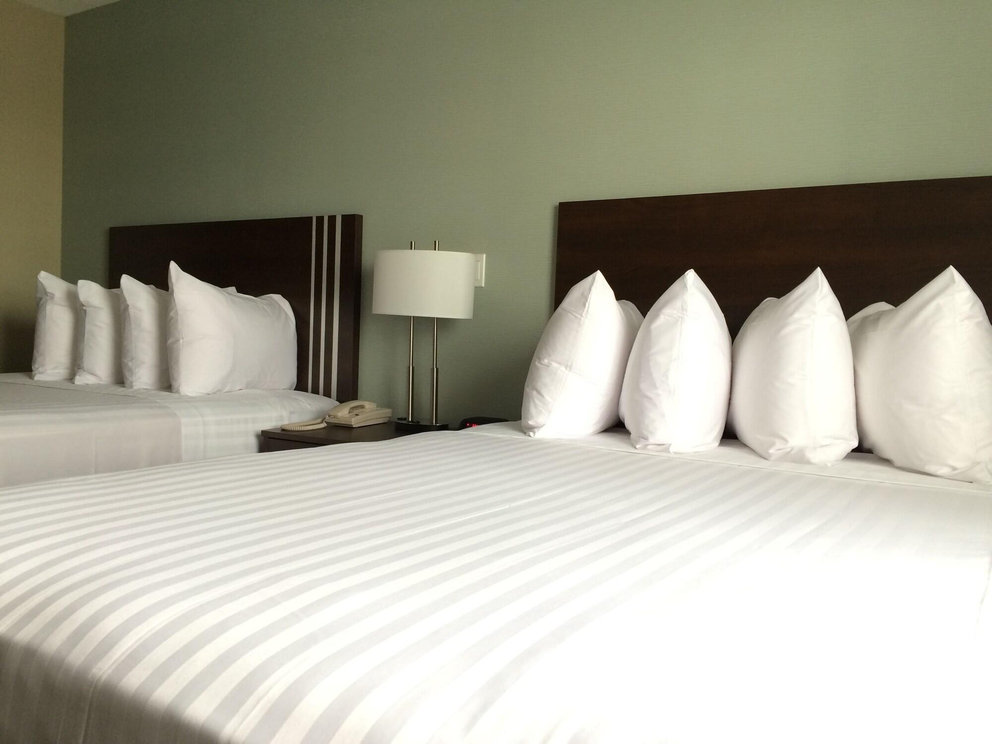 Meridian Inn & Suites لويدمينستر المظهر الخارجي الصورة